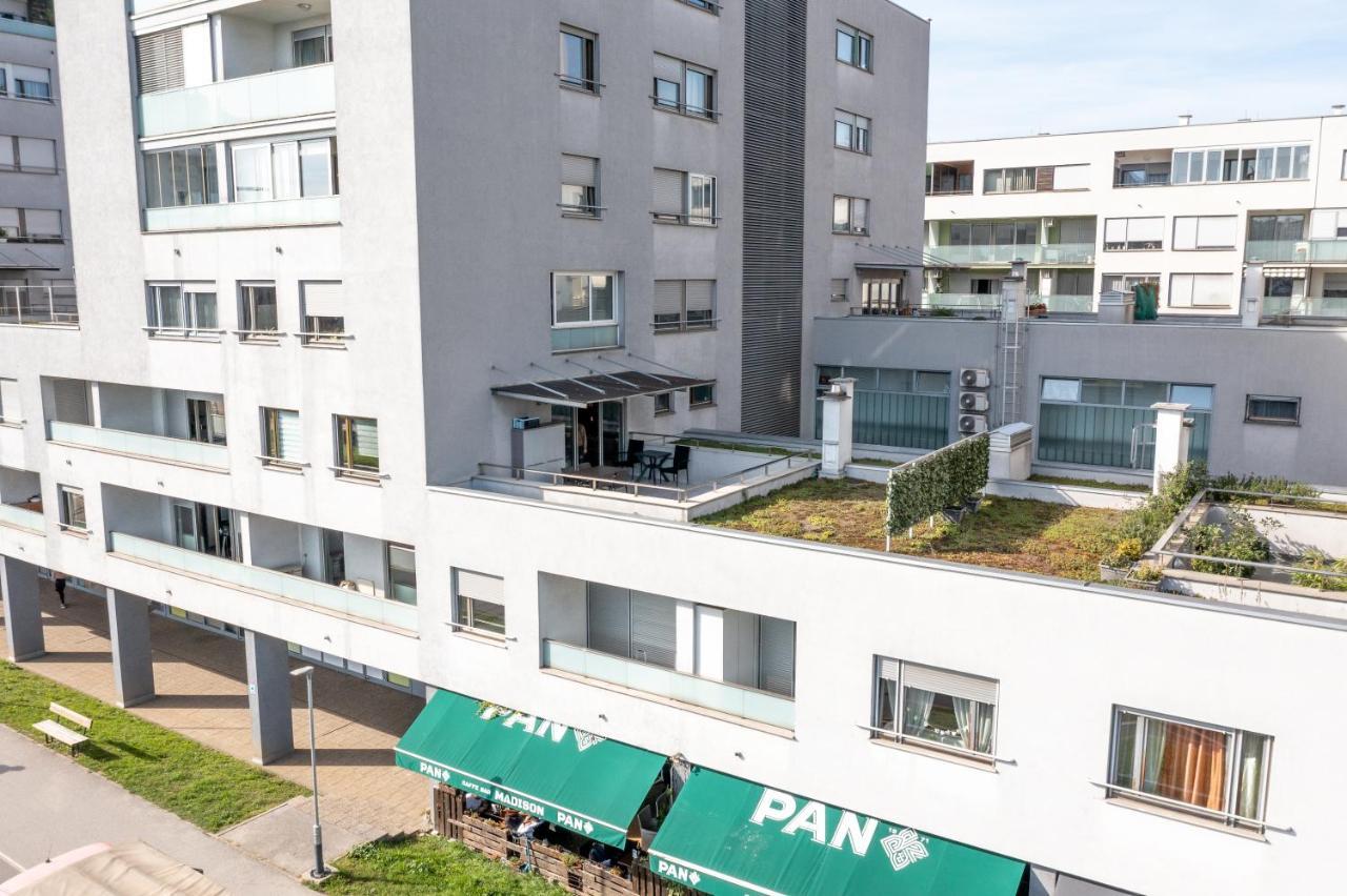 Luxurious Apartment In The Heart Of Záhřeb Exteriér fotografie